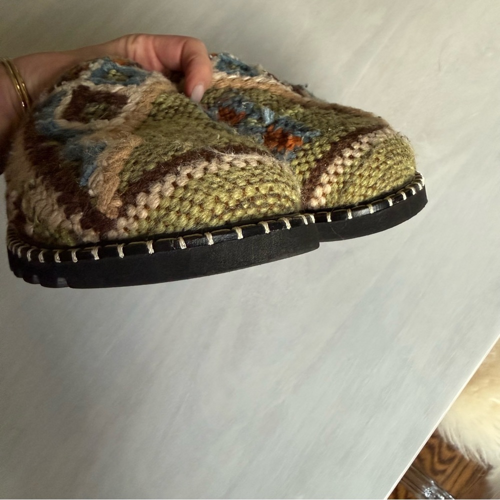FREE PEOPLE • Magic carpet mules slides - botanical combo - size 6 - Picture 9 of 10